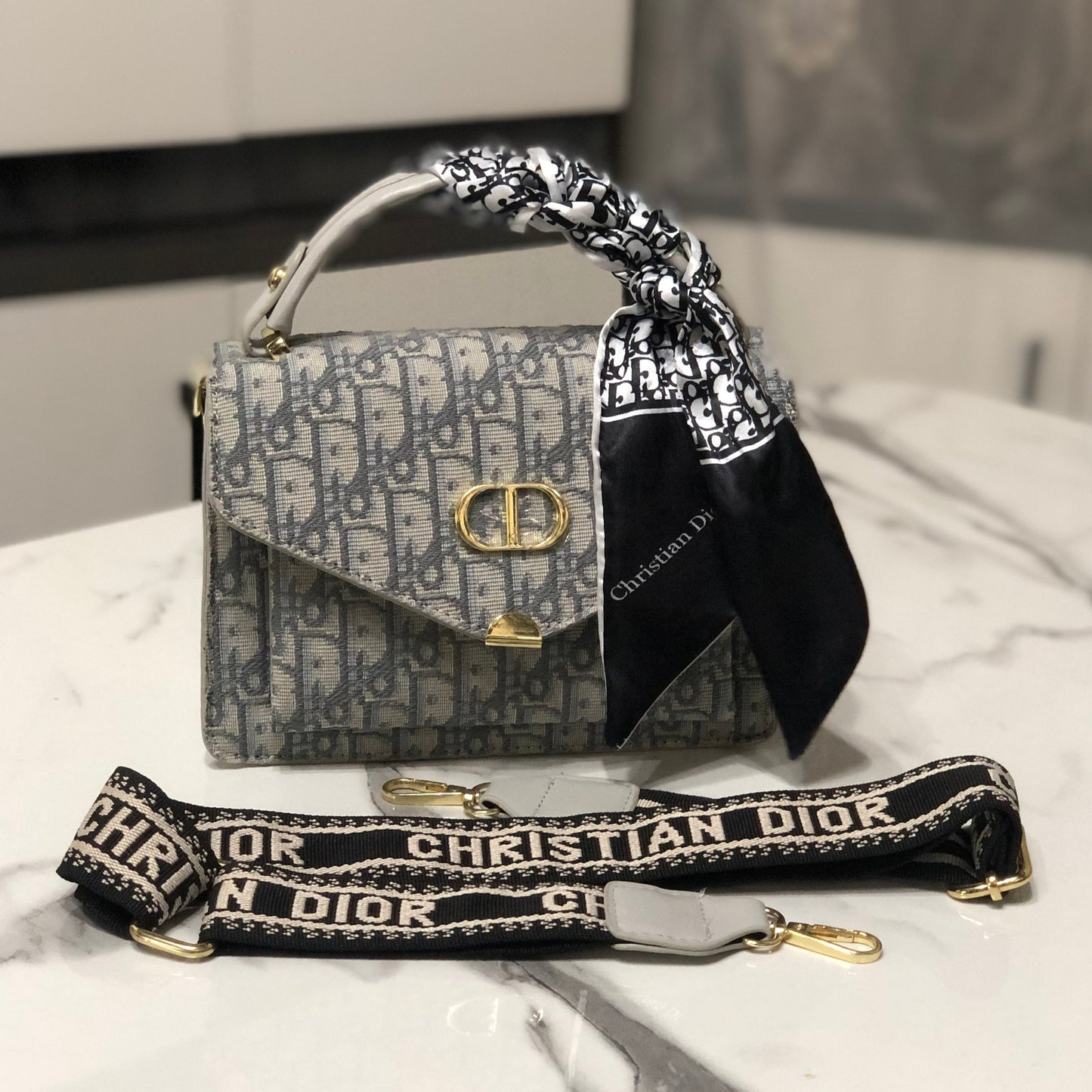 Christian Dior Shoulder bag