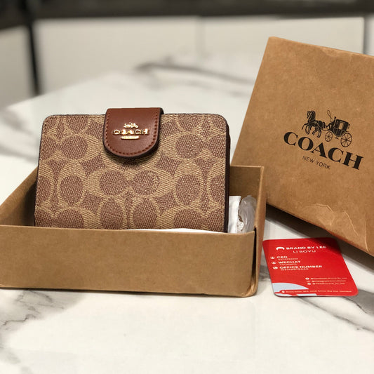 Coach Medium Corner Zip Wallet