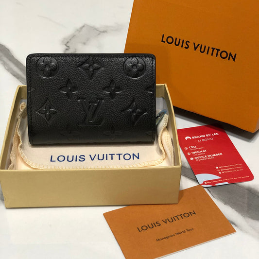 Louis Vuitton Cléa Wallet