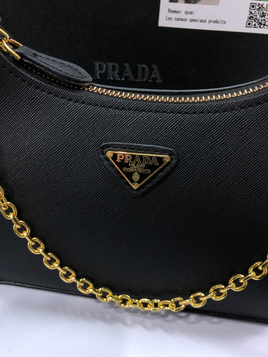 Prada Re-Edition 2005 Saffiano Bag