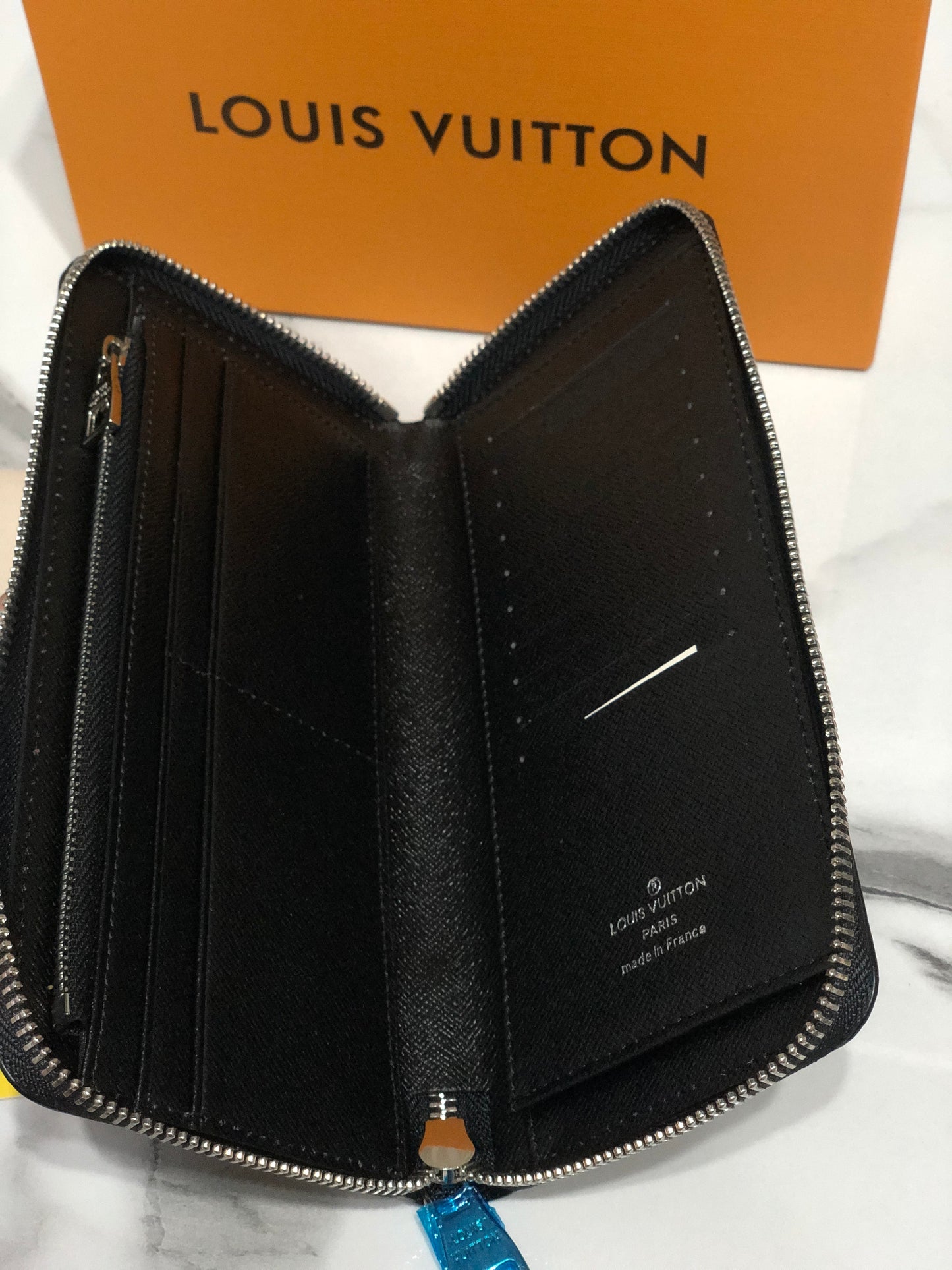 Louis Vuitton Damier Graphite canvas long zippy wallet