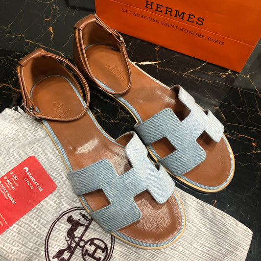 Hermès Santorini sandals