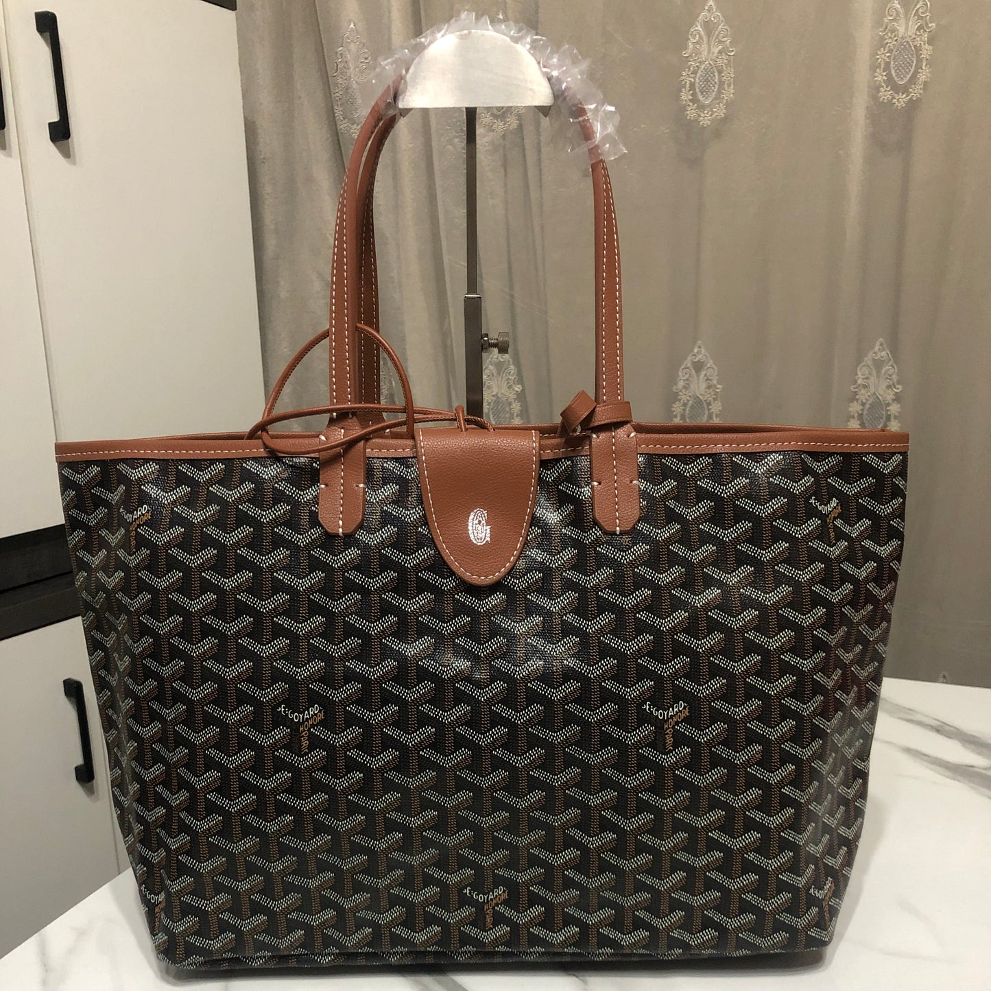 Goyard Saint Louis tote bags