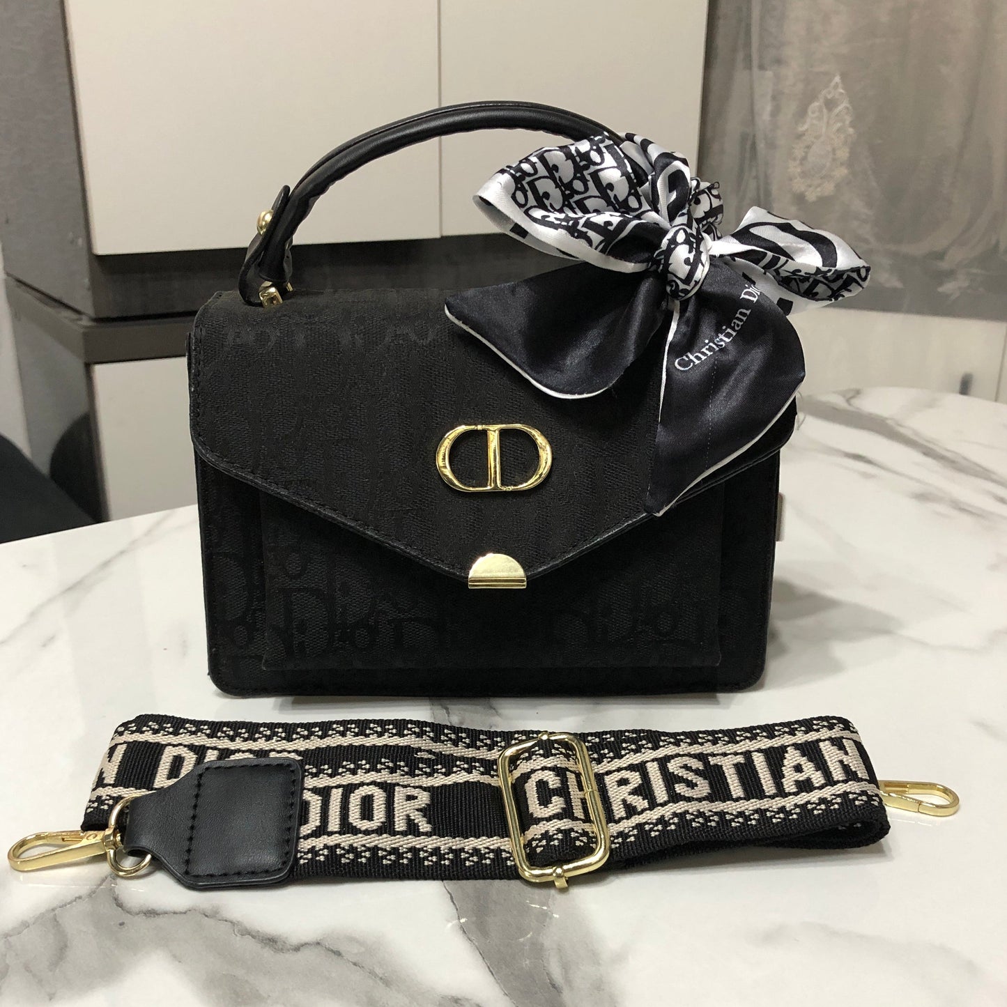Christian Dior Shoulder bag