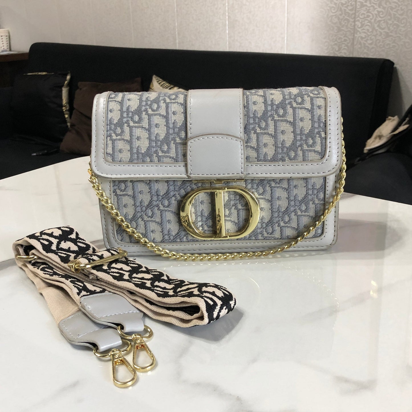 Dior 30 Montaigne Bag
