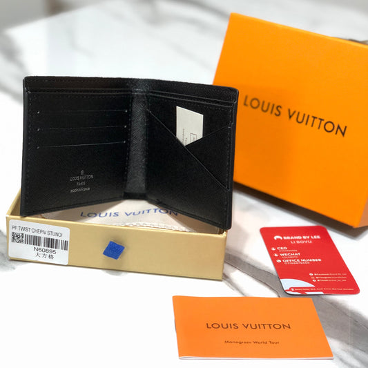Louis Vuitton Epi Leather Bifold Wallet