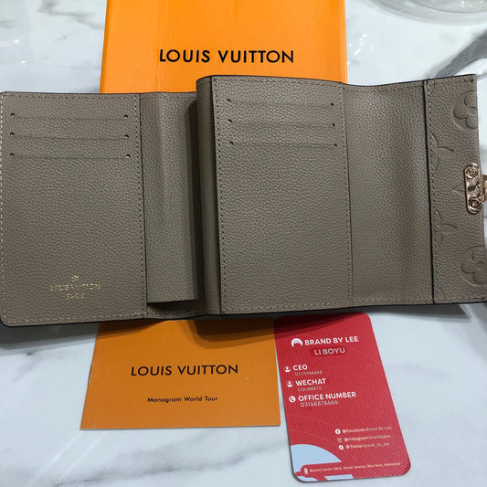 Louis Vuitton Mètis Compact Wallet