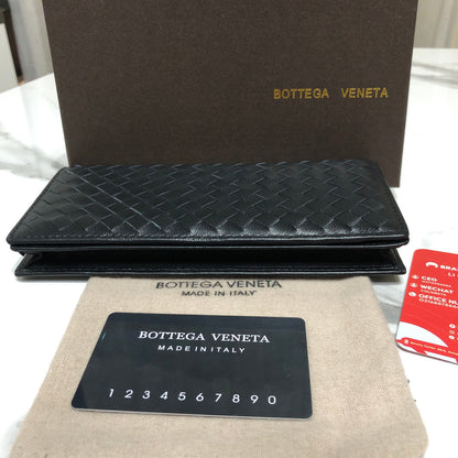 Bottega Veneta Intrecciato Long Wallet.