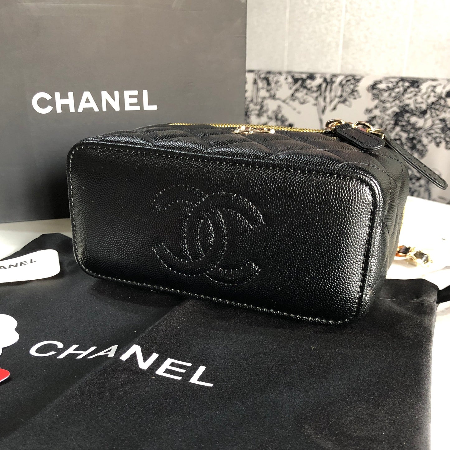 Chanel vanity case