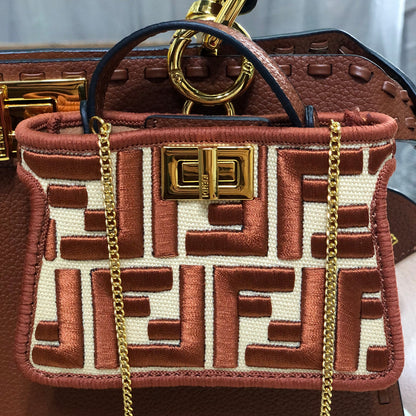 Fendi Peekaboo ISeeU Bag