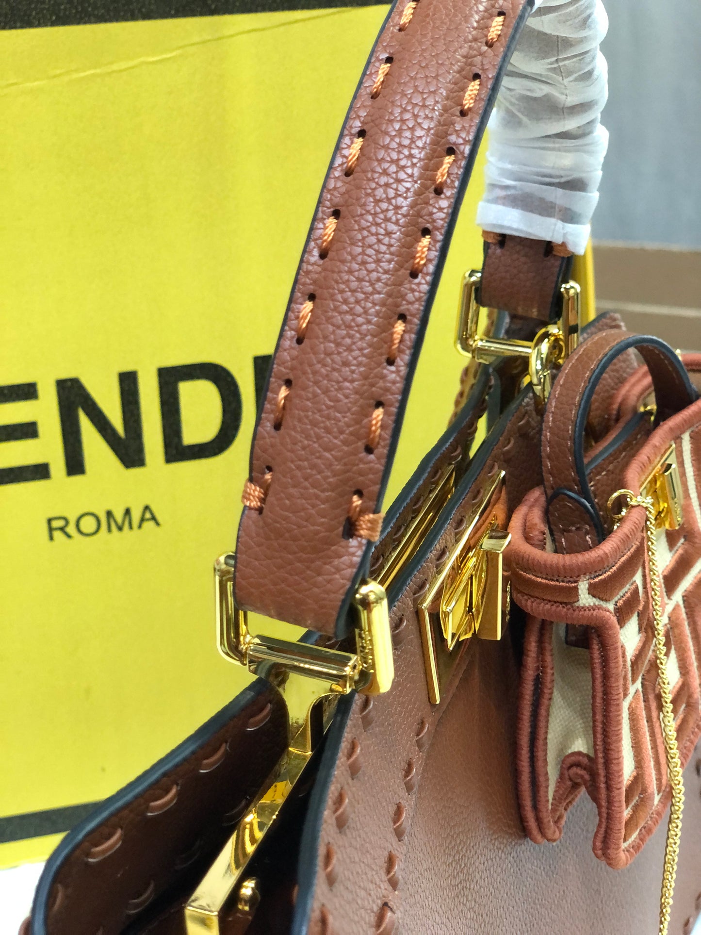 Fendi Peekaboo ISeeU Bag