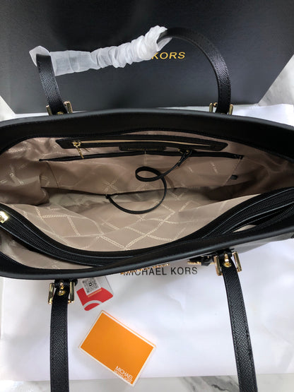 Michael Kors Voyager Tote Bag