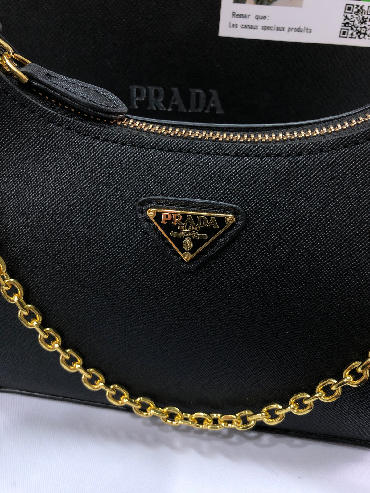 Prada Re-Edition 2005 Saffiano Bag