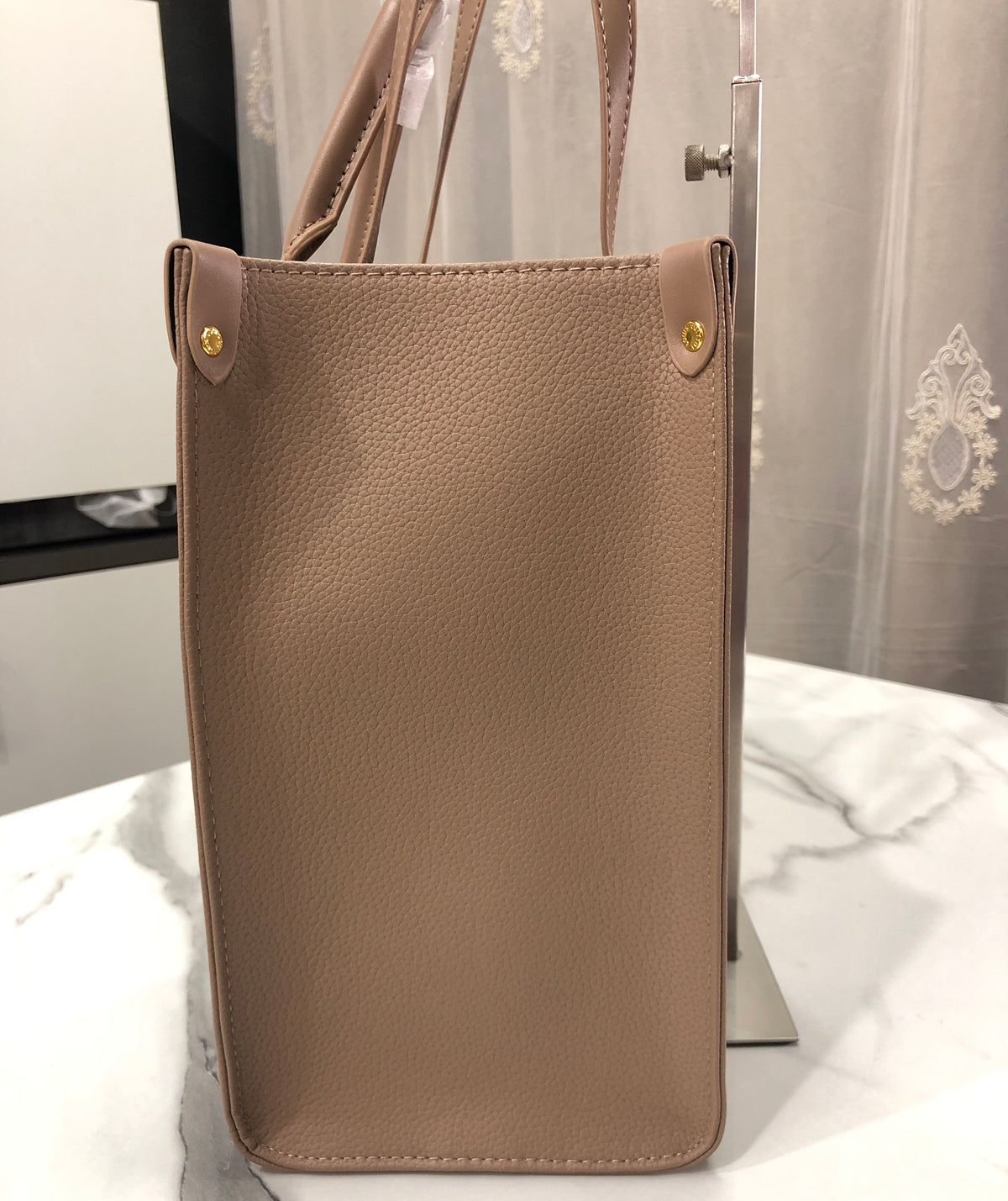 Louis Vuitton Monogram Empreinte Broderies OnTheGo MM tote bag
