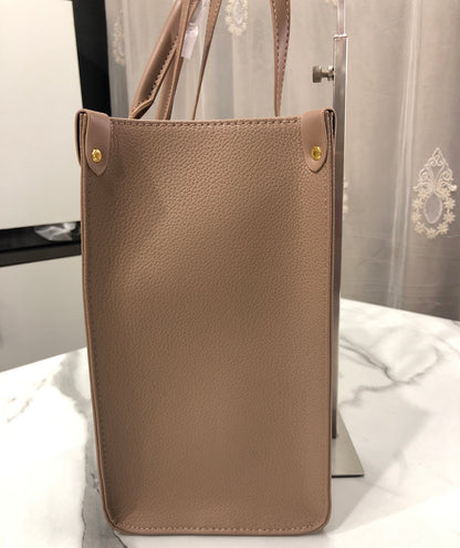 Louis Vuitton Monogram Empreinte Broderies OnTheGo MM tote bag