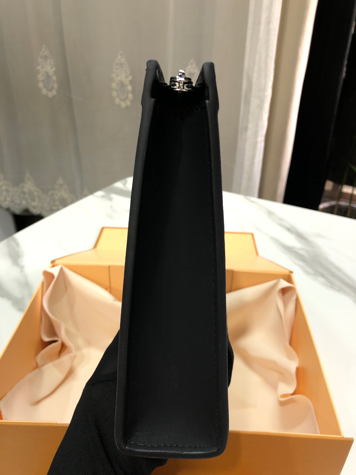 Louis Vuitton Pochette Voyage MM