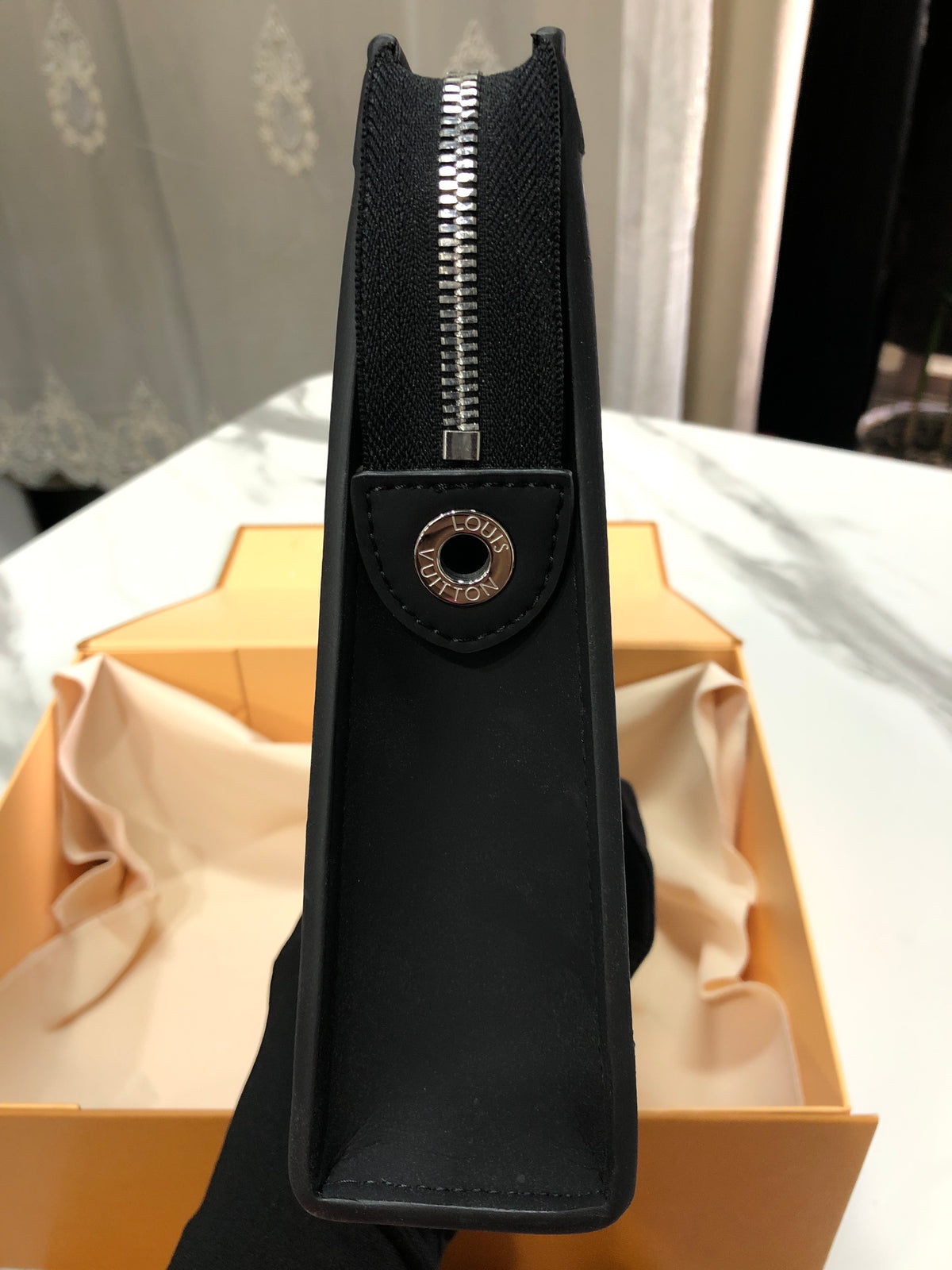 Louis Vuitton Pochette Voyage MM