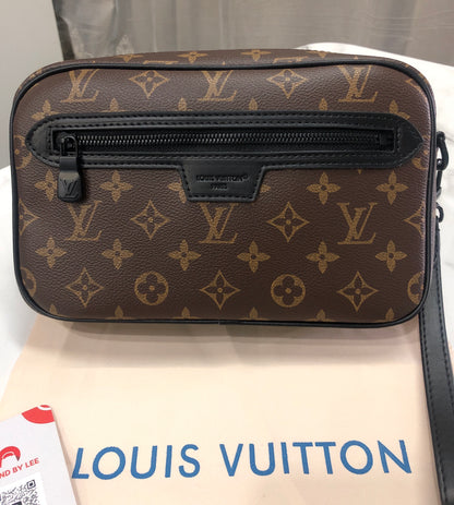 Louis Vuitton Monogram Macassar Kasai clutch