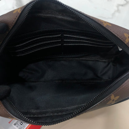 Louis Vuitton Monogram Macassar Kasai clutch