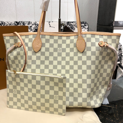 Louis Vuitton Neverfull tote bag