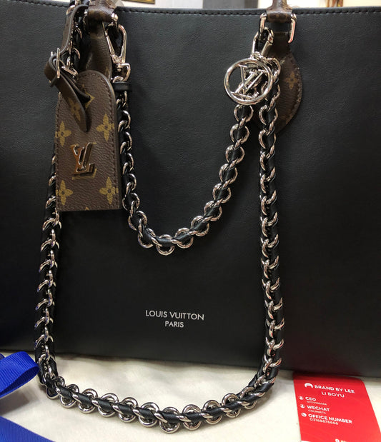 Louis Vuitton OnTheGo Tote bag