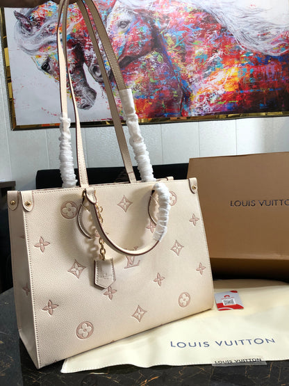 Louis Vuitton On The Go PM
