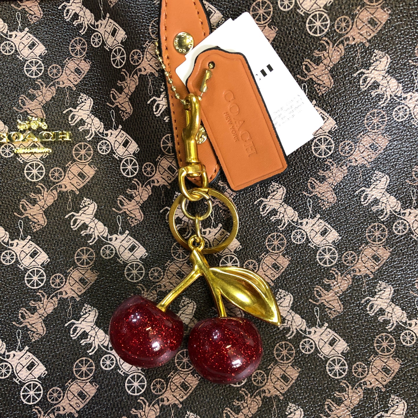 Coach City Zip Tote Bag with Horse and Carriage pattern