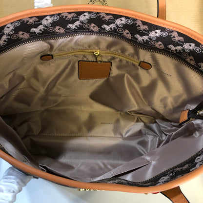 Coach City Zip Tote Bag with Horse and Carriage pattern