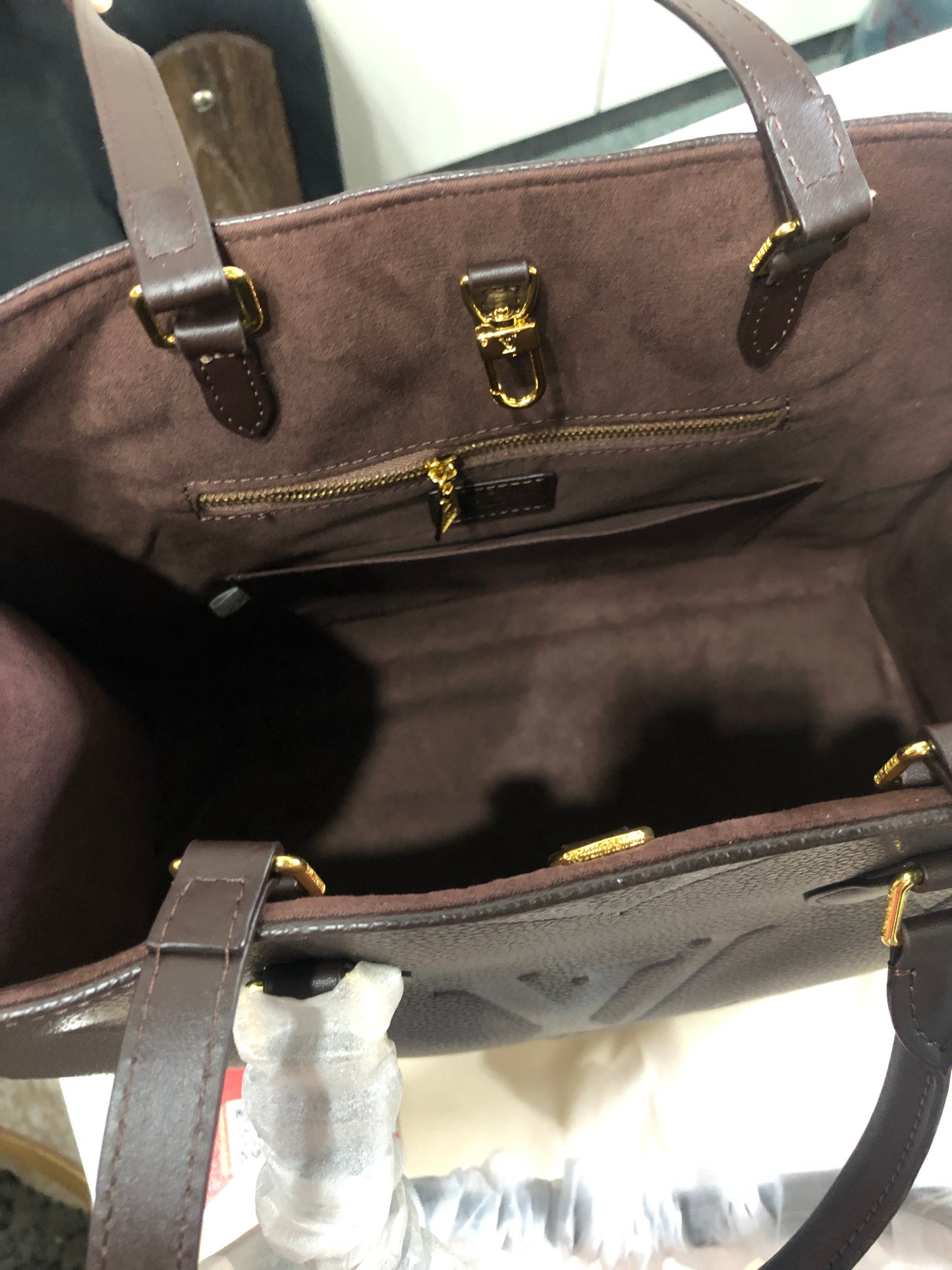Louis Vuitton On The Go Tote Bag