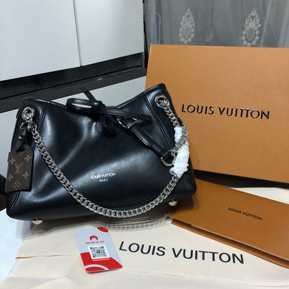 Louis Vuitton Carry All BB