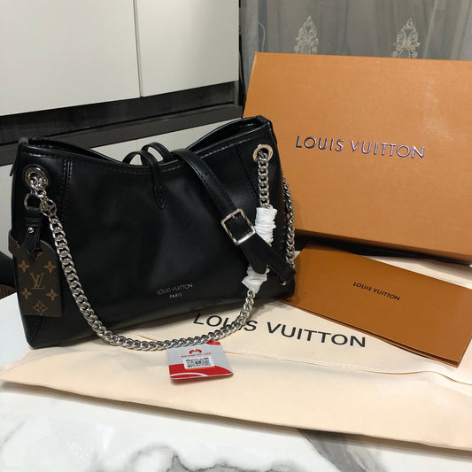 Louis Vuitton Carry All BB