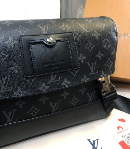 Louis Vuitton Messenger PM Voyager in Monogram Eclipse canvas Men Bag