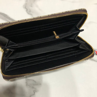 Gucci GG Supreme canvas zip-around wallet