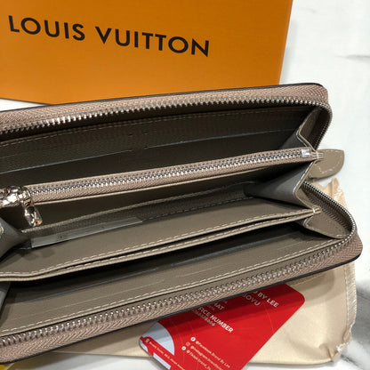 Vuitton wallet Zippy Wallet