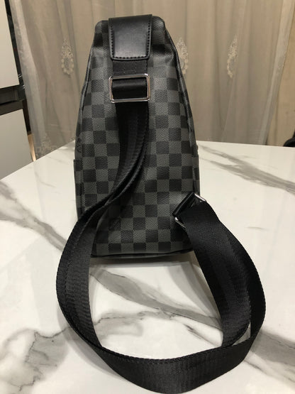 Louis Vuitton Avenue Sling Bag