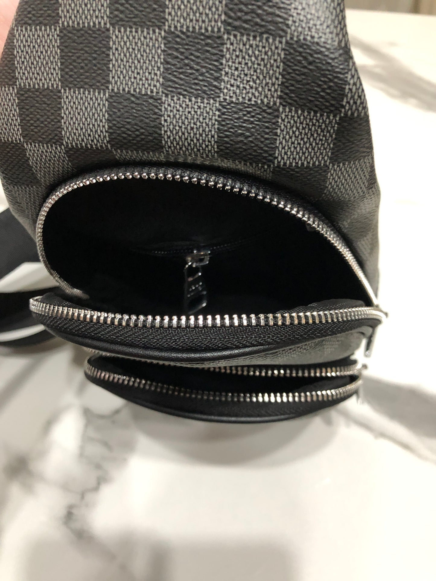 Louis Vuitton Avenue Sling Bag
