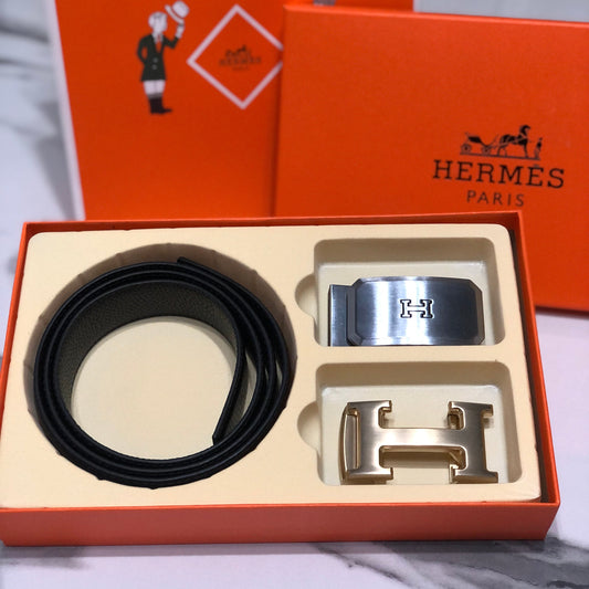 Hermès belt with two interchangeable H buckles