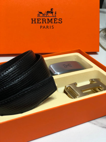 Hermès belt with two interchangeable H buckles