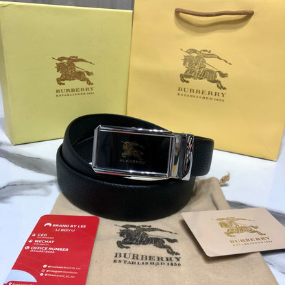 Burberry black leather belt