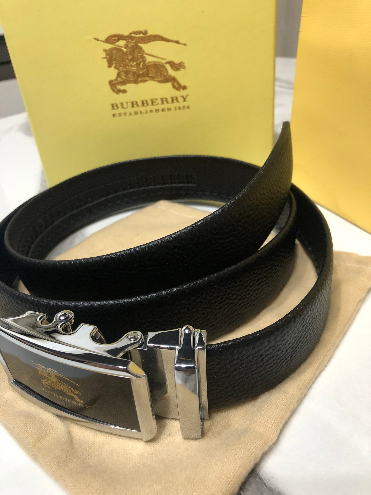 Burberry black leather belt
