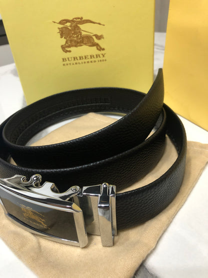 Burberry black leather belt
