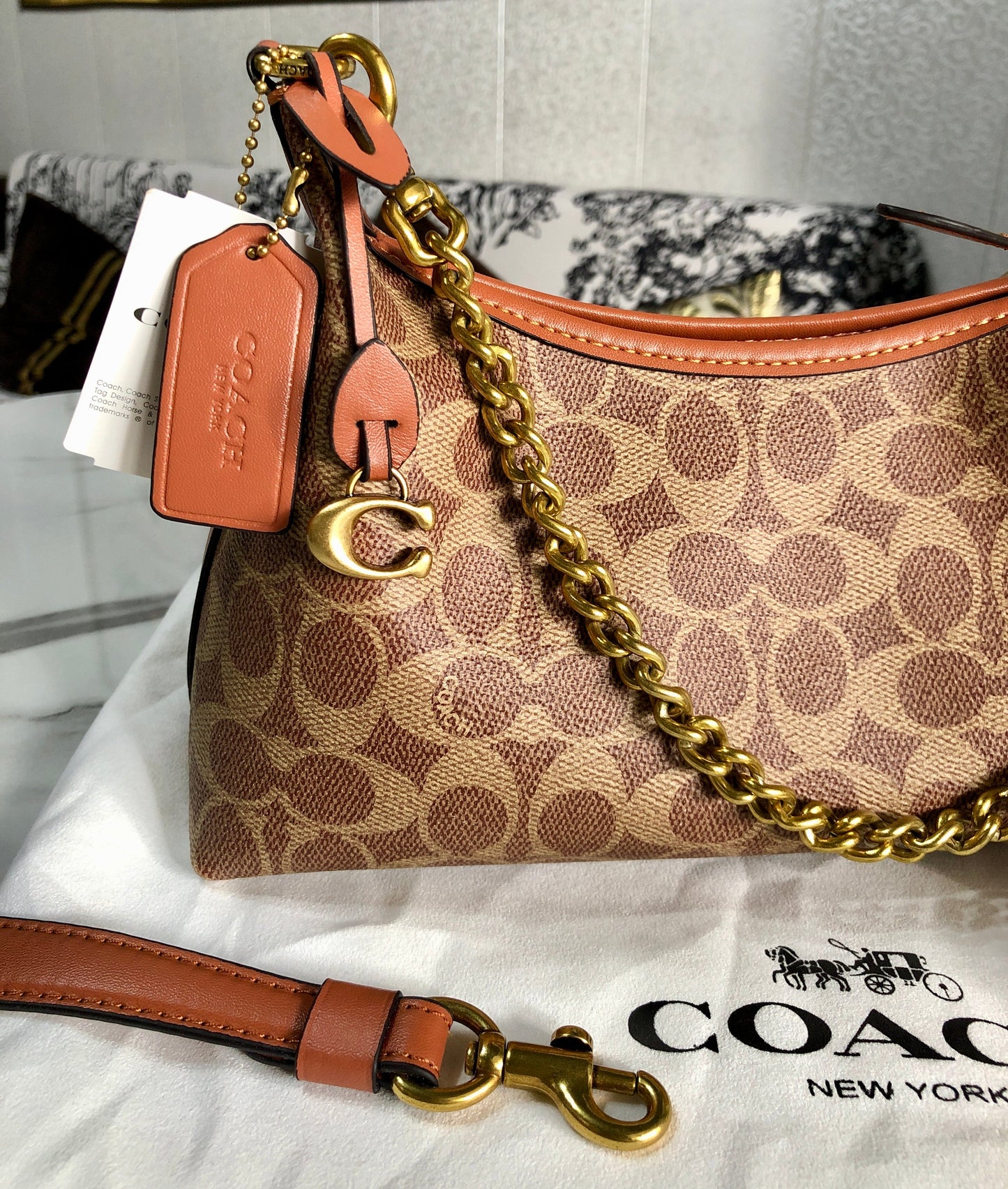 Coach Juliet 25 Shoulder Bag