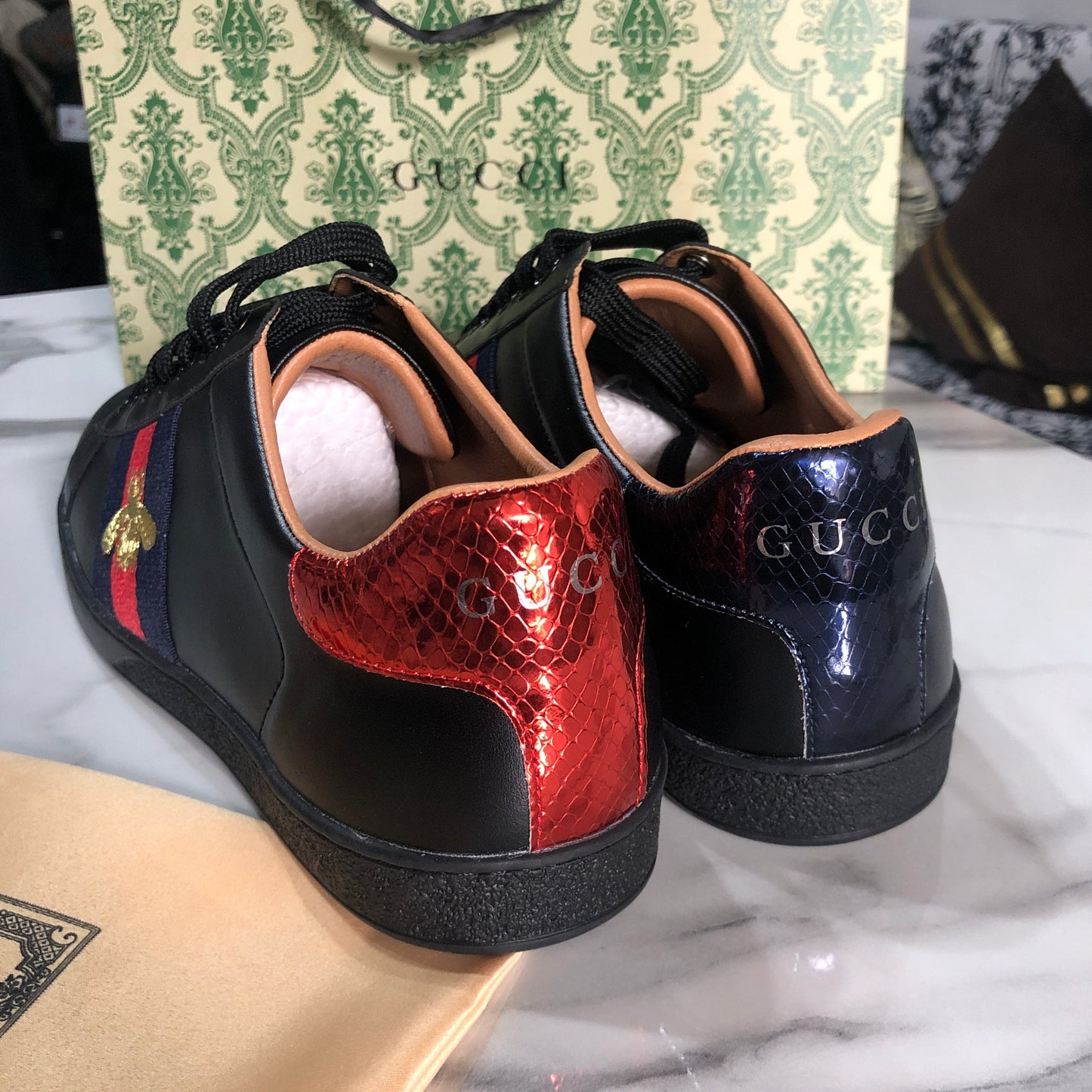 Gucci Ace Bee Embroidered Sneakers