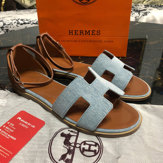 Hermès Santorini sandals