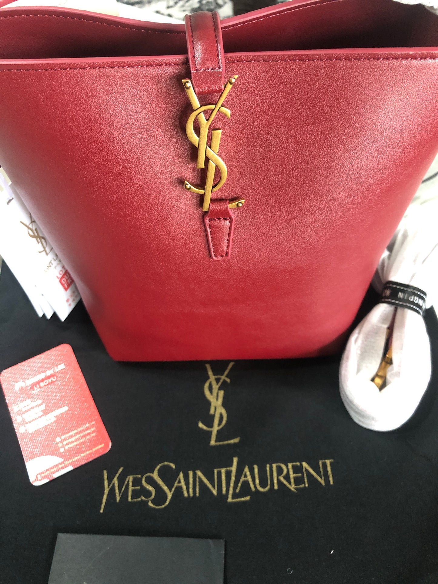 Saint Laurent Le 37 bucket bag