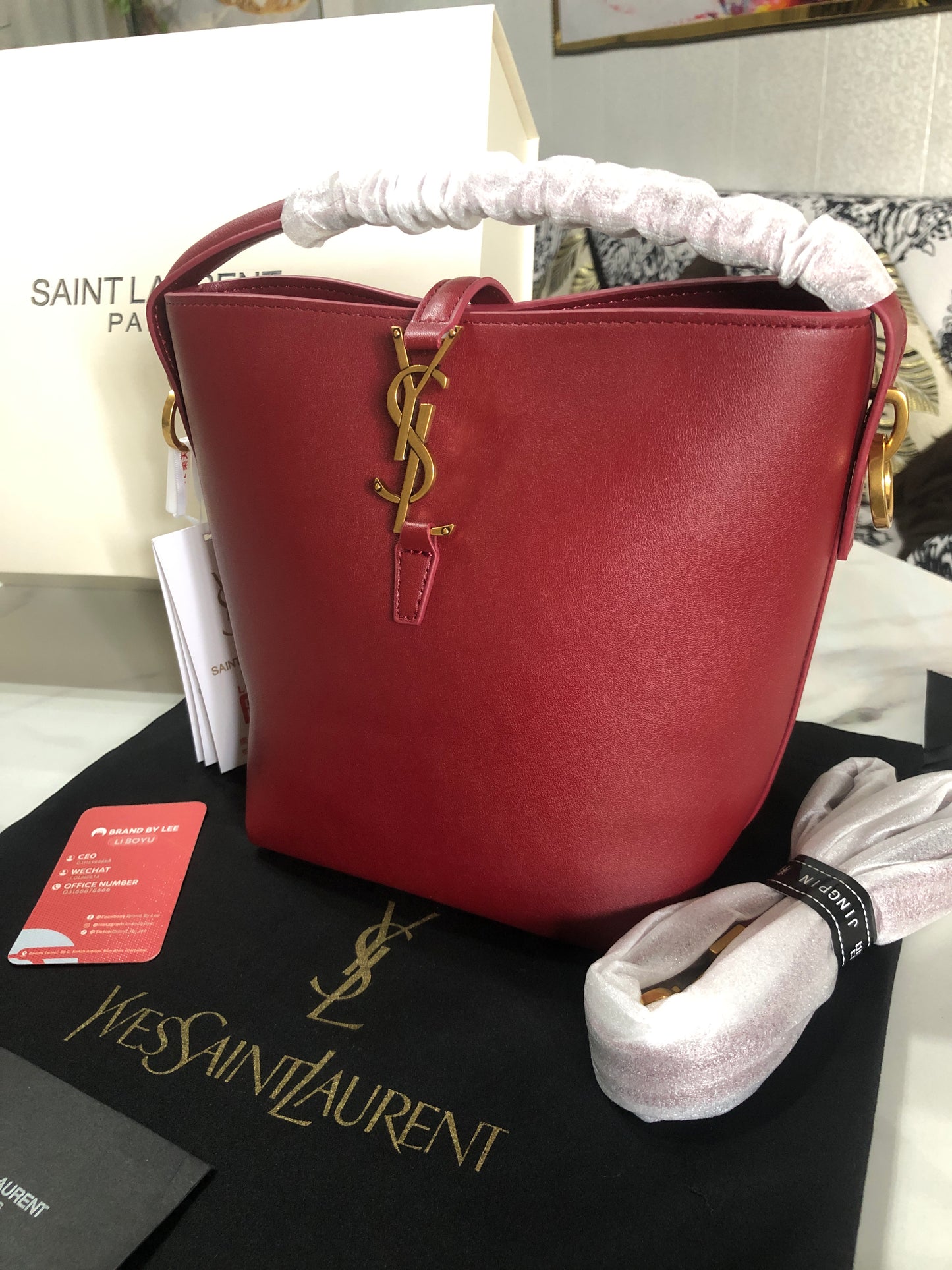 Saint Laurent Le 37 bucket bag