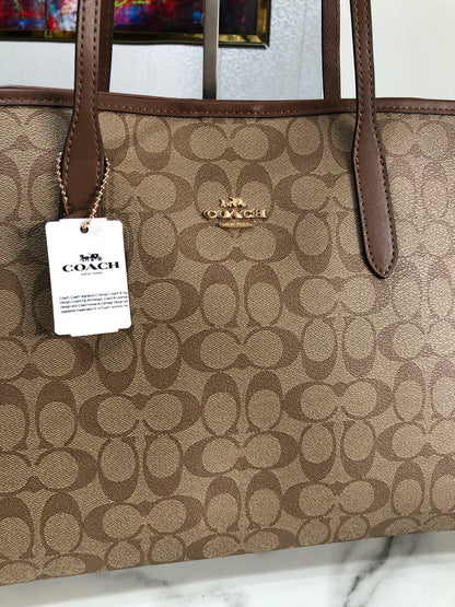 Coach City Tote in Signature Canvas