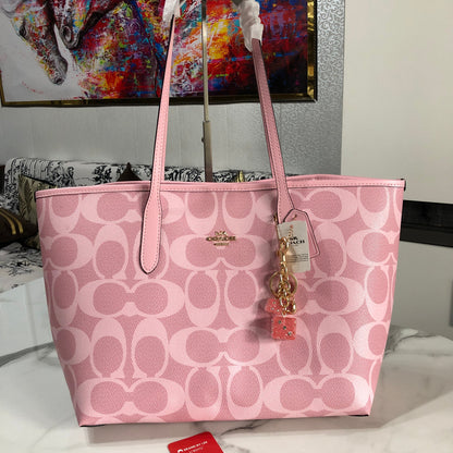 Coach City Tote in Signature Canvas