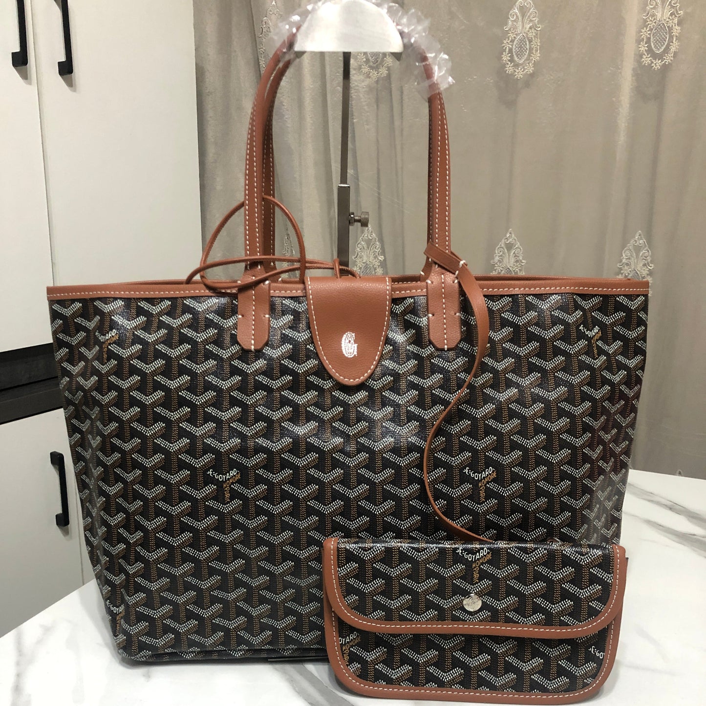 Goyard Saint Louis tote bags