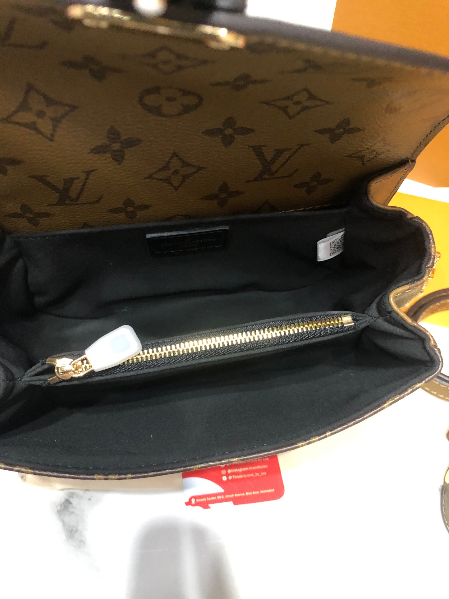 Louis Vuitton Pochette Métis handbag